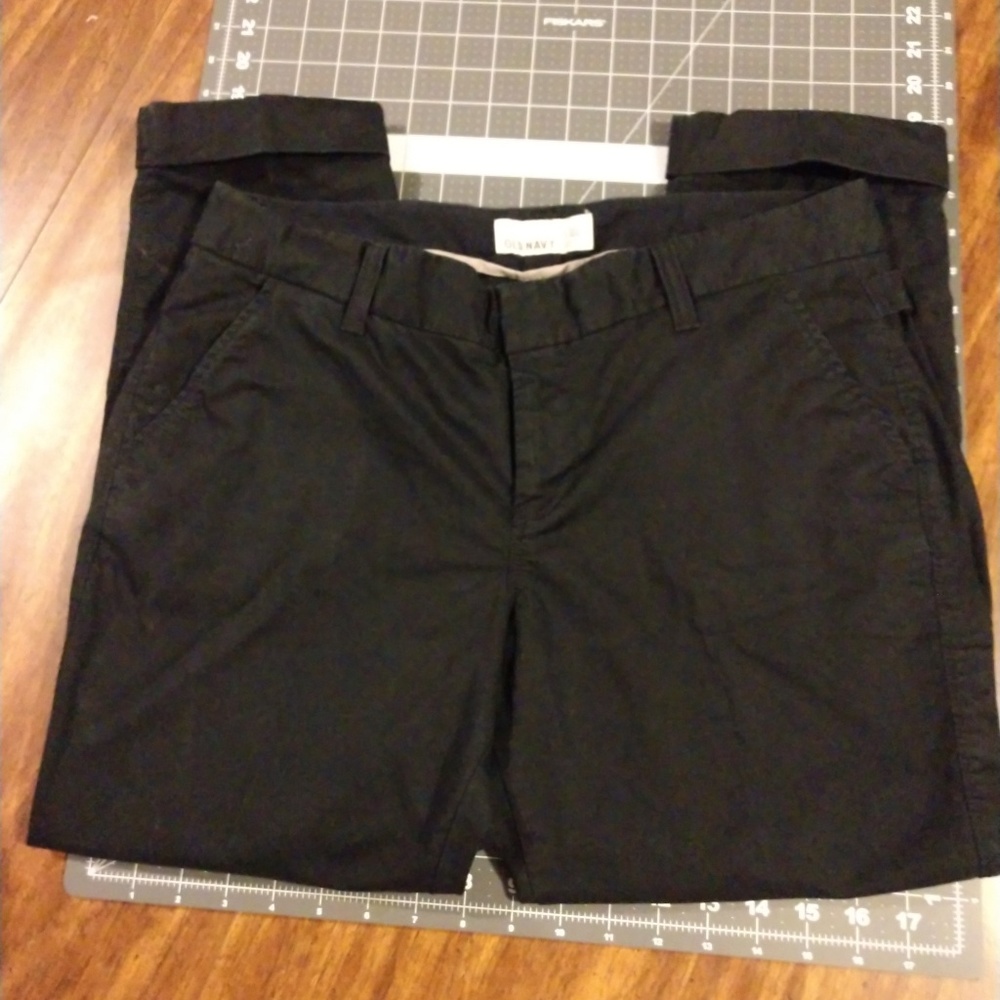 Old Navy Capris sz 10
